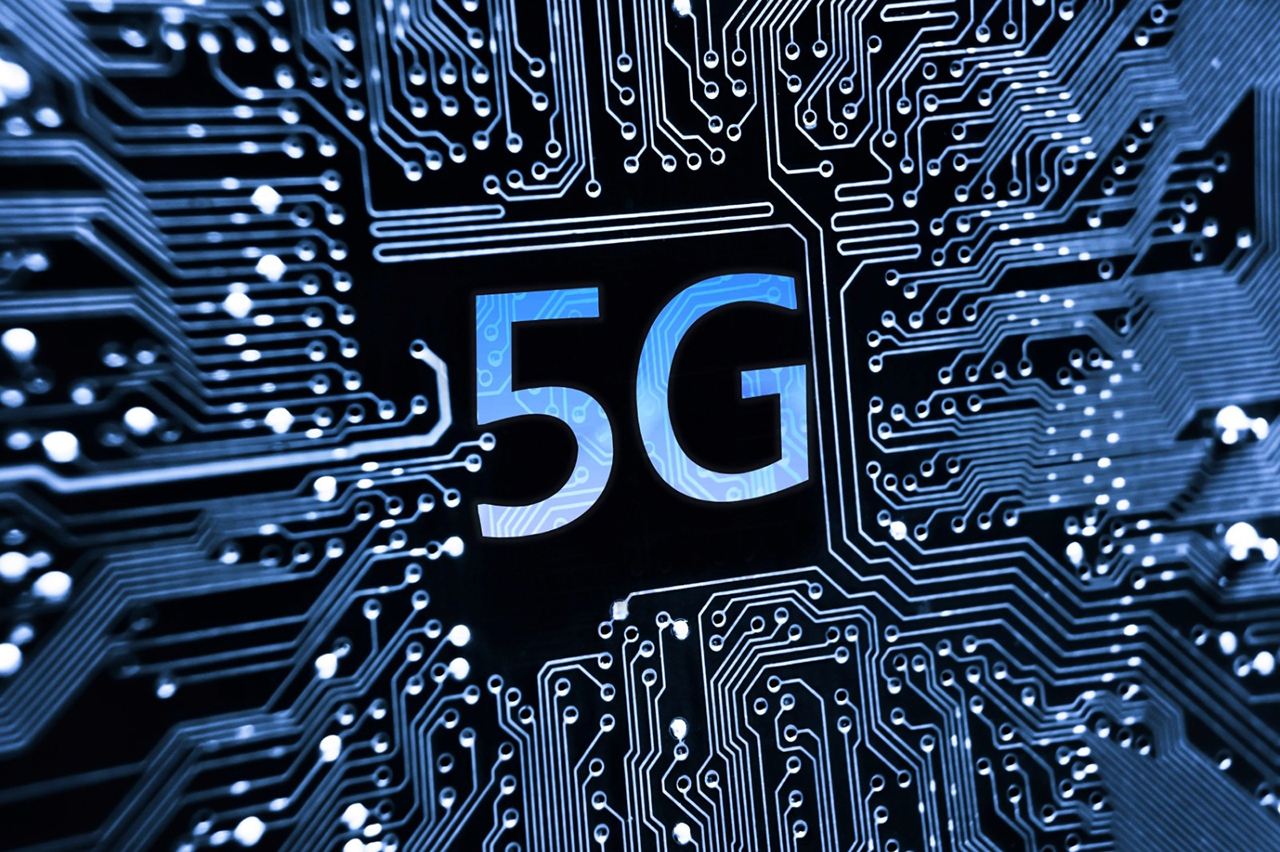 5G、折疊屏?xí)r代,手機(jī)裝備也要“青銅”變“王者”